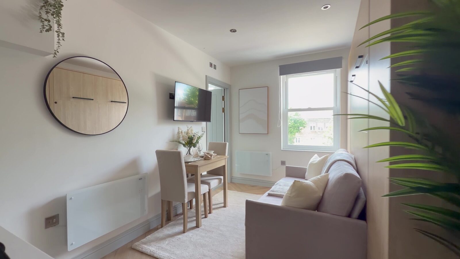 Kensington High Street Studio Apartment living area